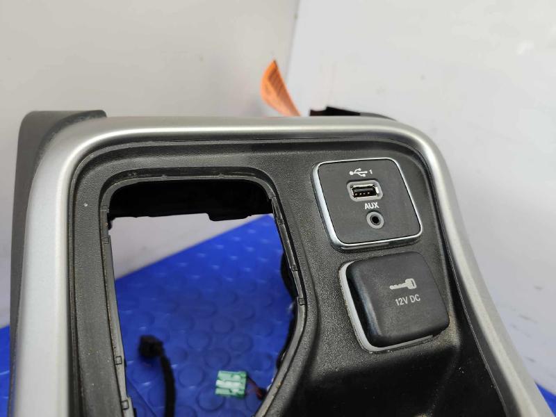 2018-2021 Jeep Compass Center Floor Console Assembly Black Leather OEM 6GN88PAXAB