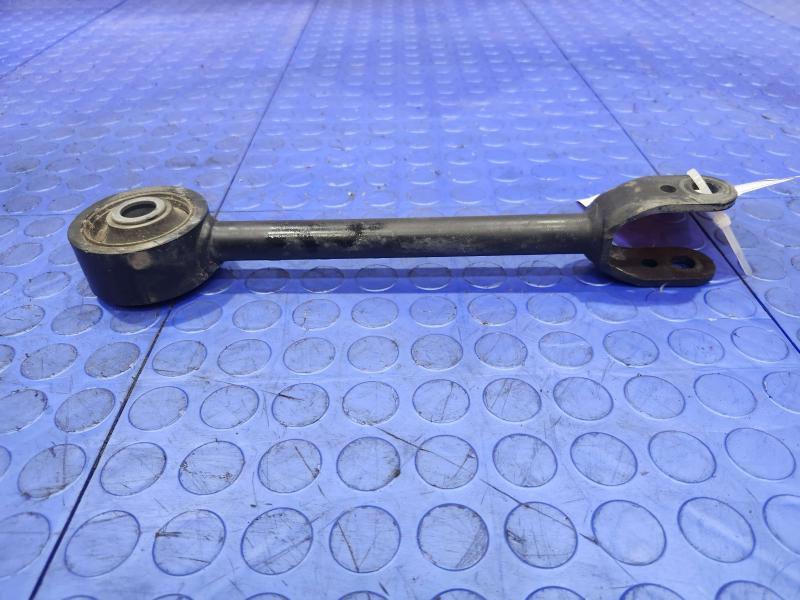 2013 Nissan Pathfinder Lower Control Arm Rr