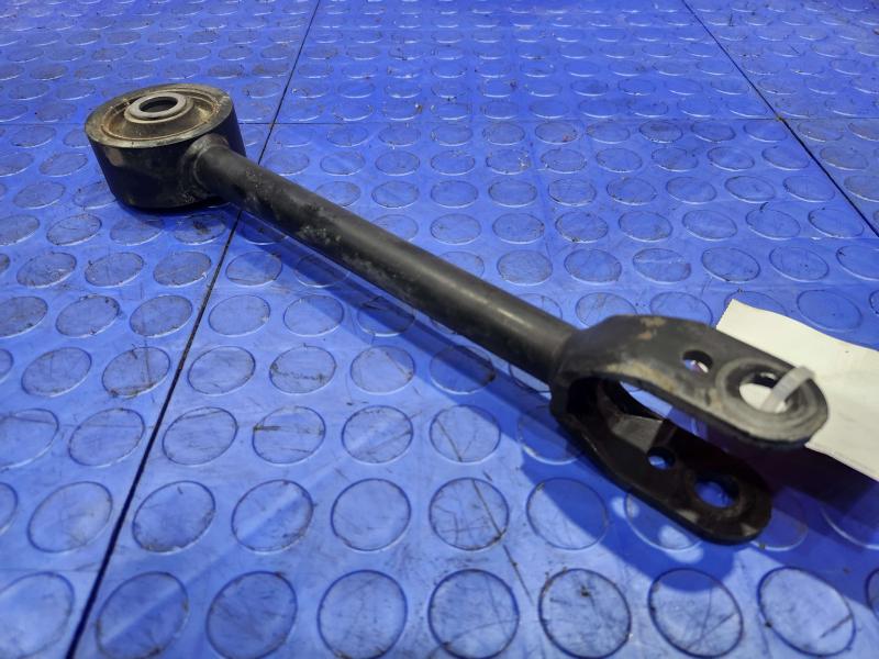 2013 Nissan Pathfinder Lower Control Arm Rr