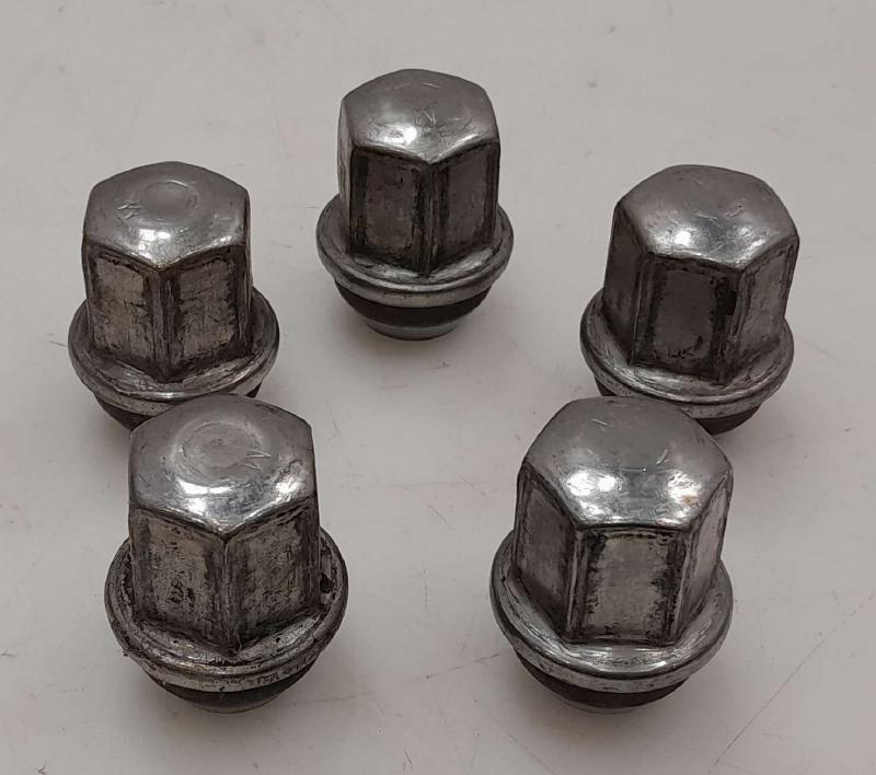 2014 Ram 1500 Lug Nuts