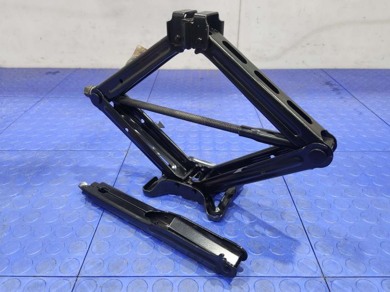 2011-2015 Ford Explorer Spare Tire Tools Jack Kit Assembly OEM BB5Z17080B