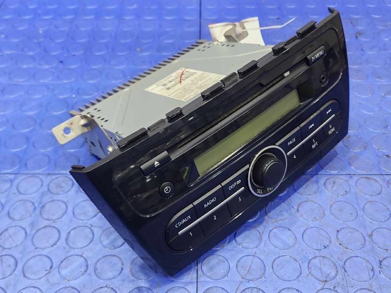 2014 Mitsubishi Mirage Radio Receiver Head Unit AM FM CD OEM 8701A368