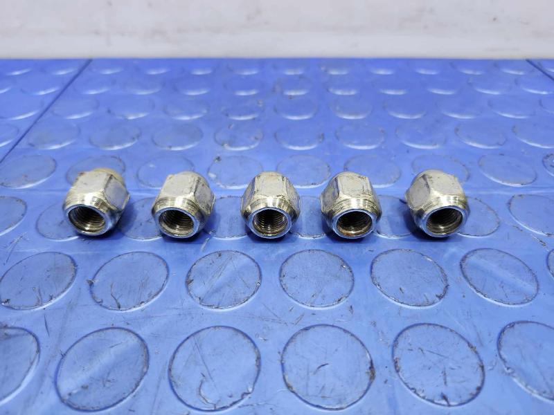 2015 Subaru Legacy Lug Nuts