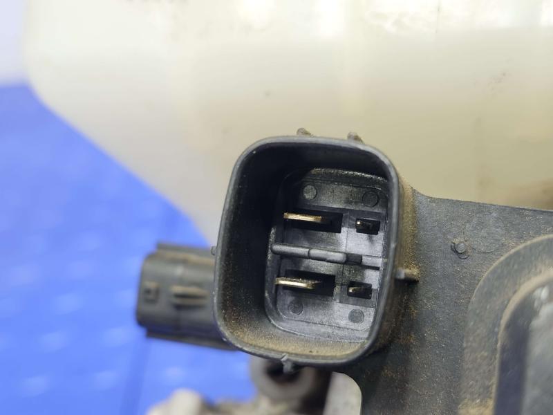 2011 Infiniti QX56 Master Cylinder