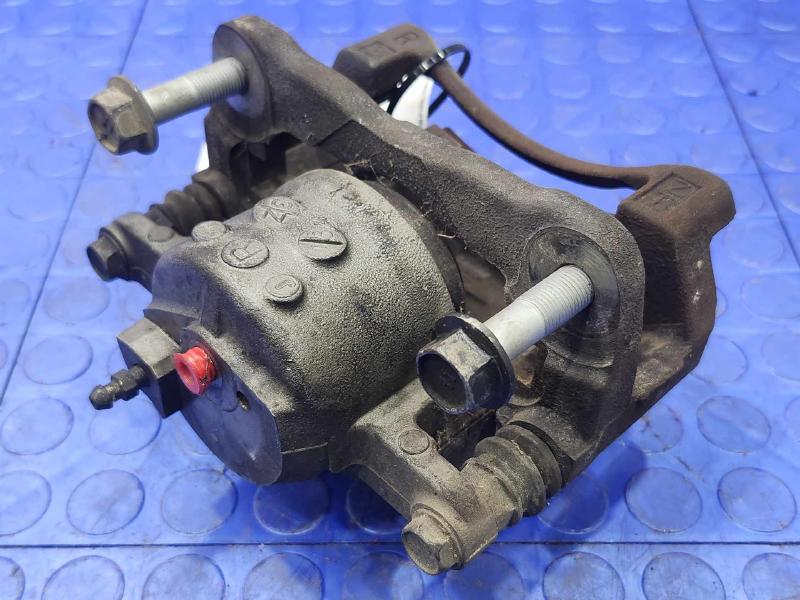 2014 Toyota Prius Caliper