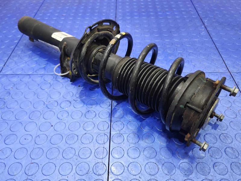 2019 Volkswagen Jetta Strut Assembly