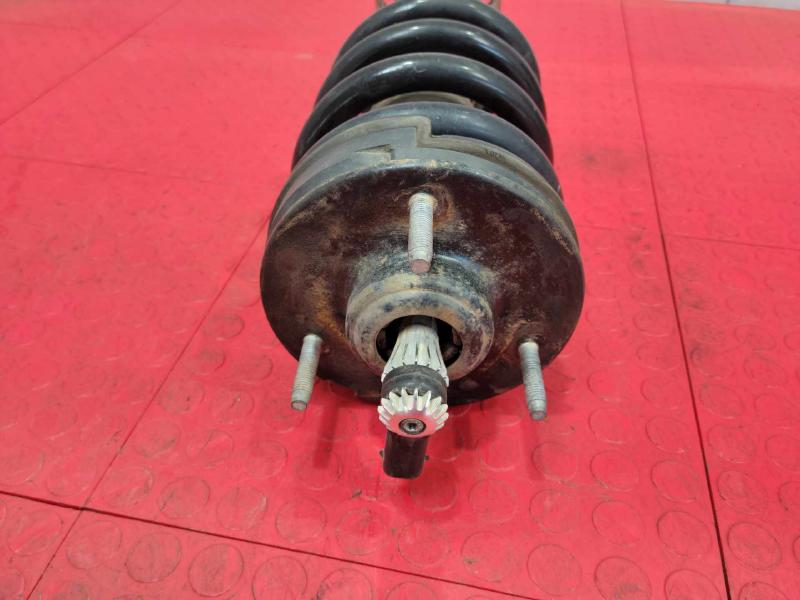 2013 GMC Yukon Strut Assembly