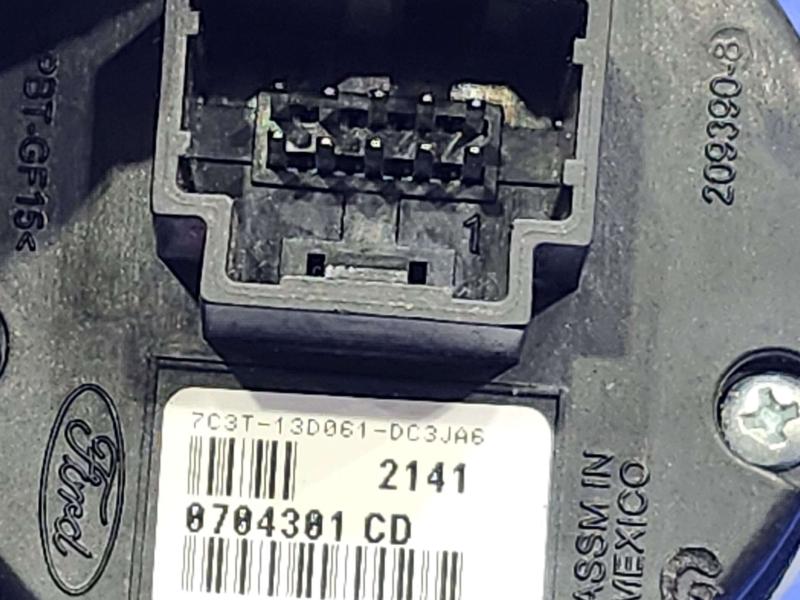 2008 Ford F-250 Super Duty Headlight Switch (Dash Mtd)