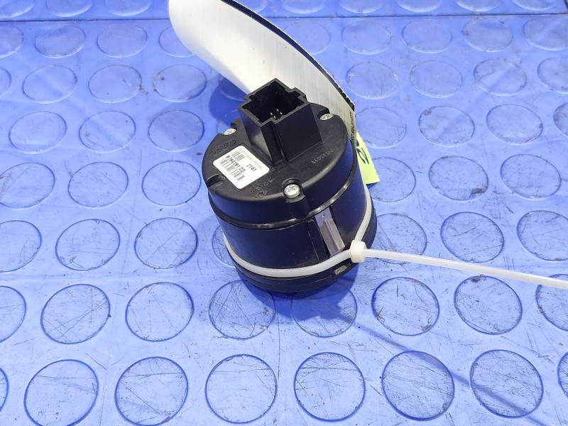 2008 Ford F-250 Super Duty Headlight Switch (Dash Mtd)