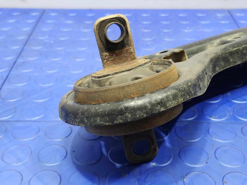 2013 Hyundai Santa Fe Lower Control Arm Rr