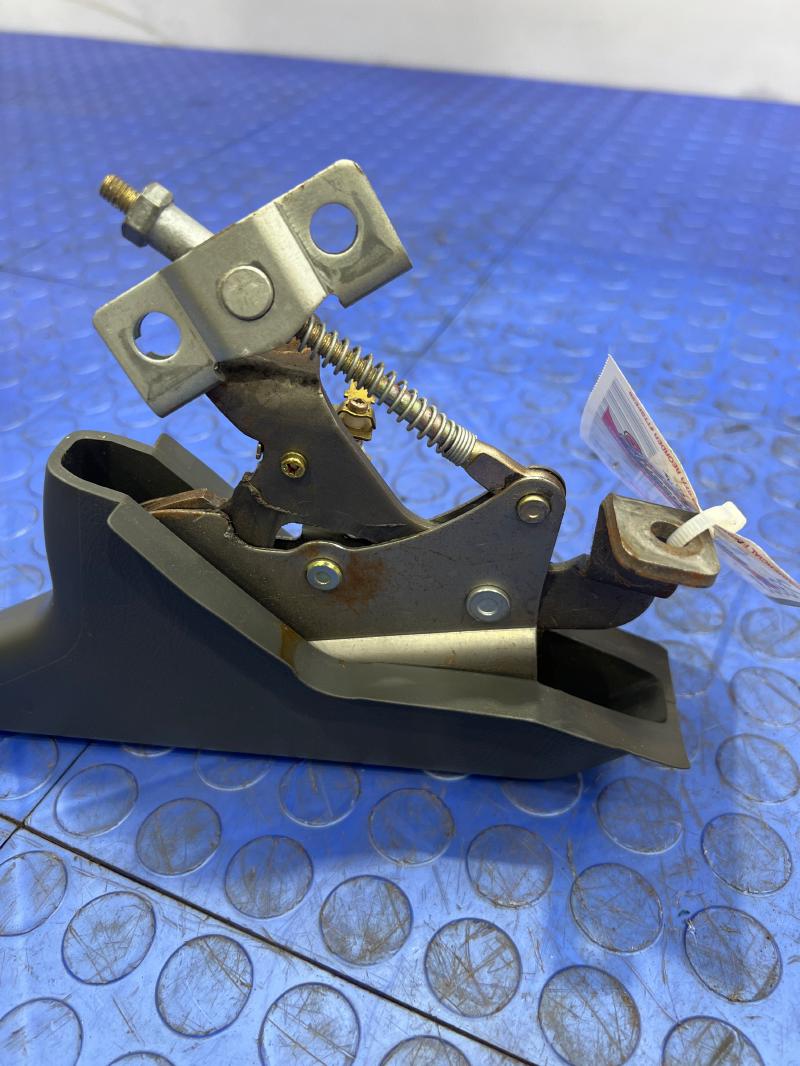 1986 - 1989 Honda Accord Gray Parking Brake Lever Assembly OEM 47105-SE0-A02ZB