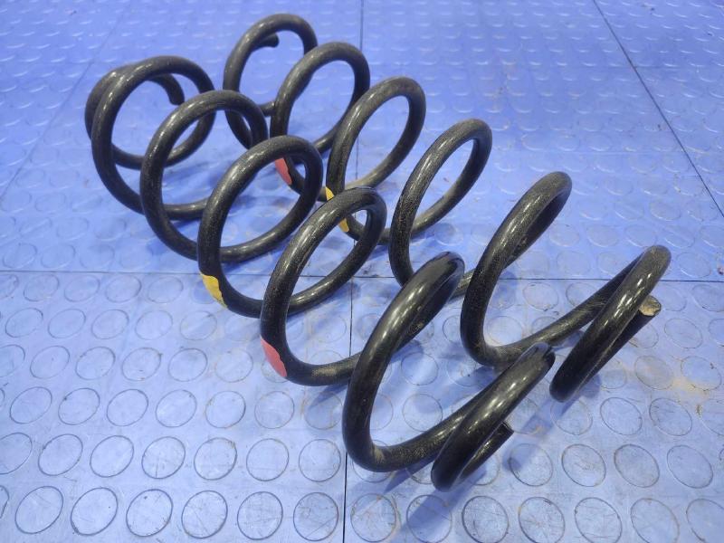 2016 Toyota Prius Coil/Air Spring