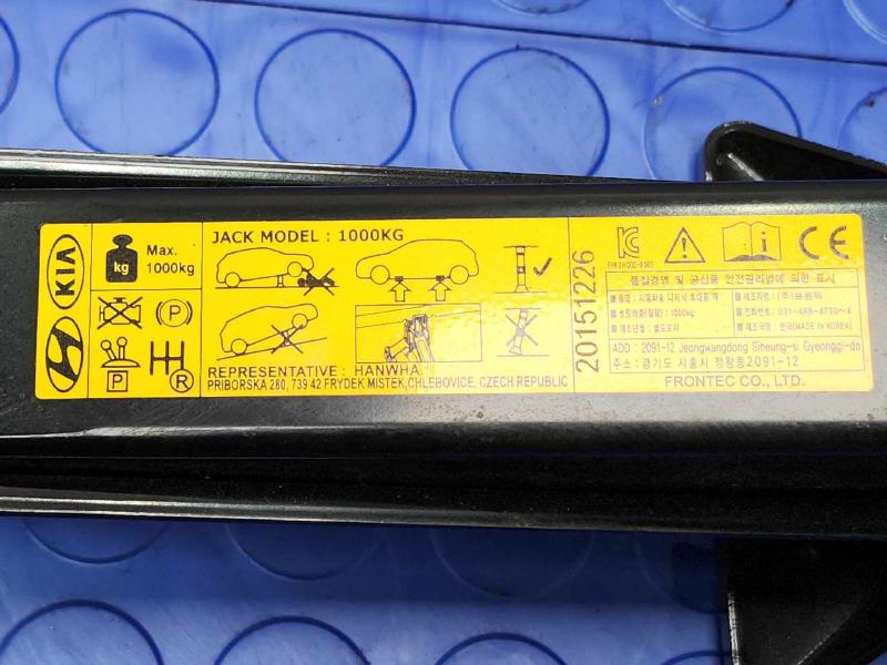 2016-2021 Hyundai Tucson Spare Tire Tools Jack Kit Assembly Genuine OEM 9110D3200