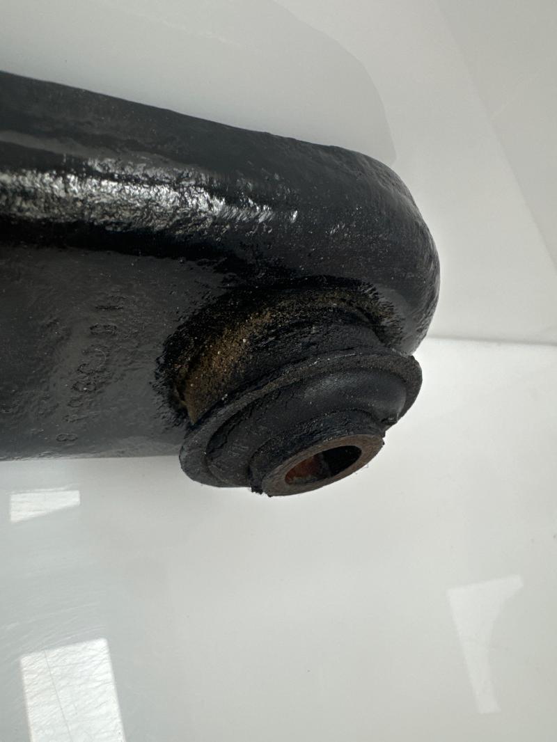 2009 GMC Yukon XL Lower Control Arm Rr