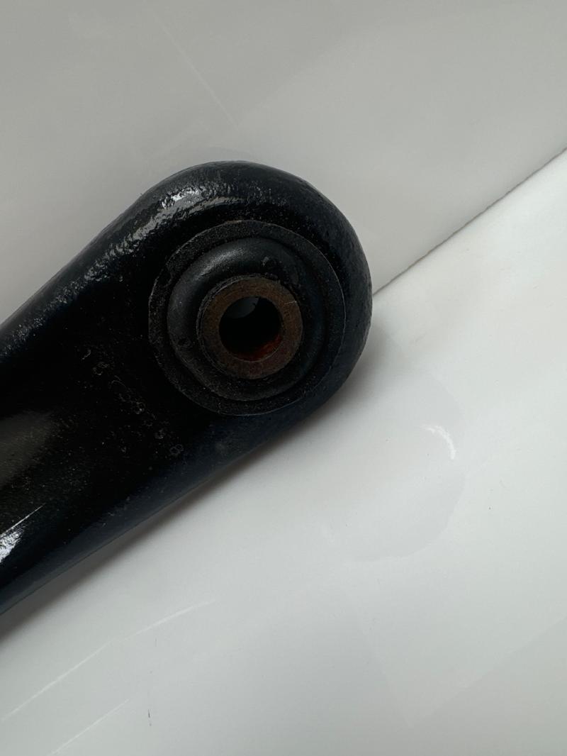 2009 GMC Yukon XL Lower Control Arm Rr