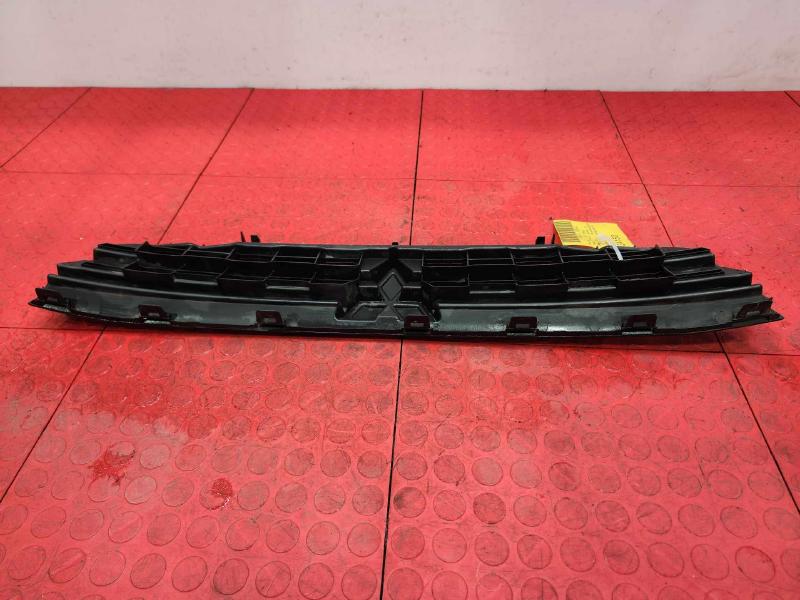 2014 Mitsubishi Outlander Sport Grille