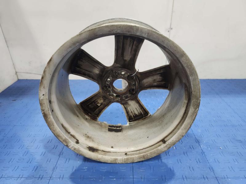 2010 Mercedes ML-Class Wheel