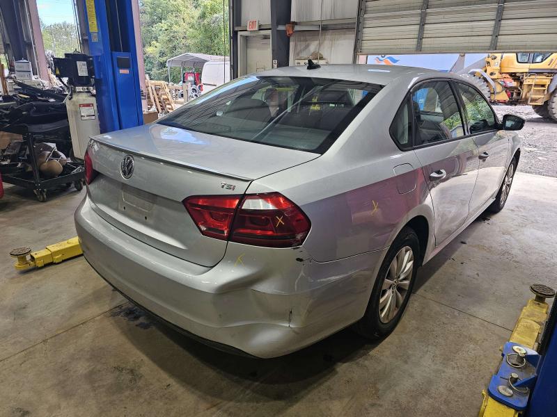 2015 Volkswagen Passat Power Brake Booster