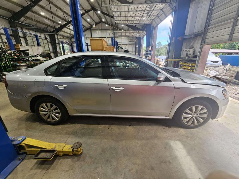 2015 Volkswagen Passat Upper Control Arm Rear