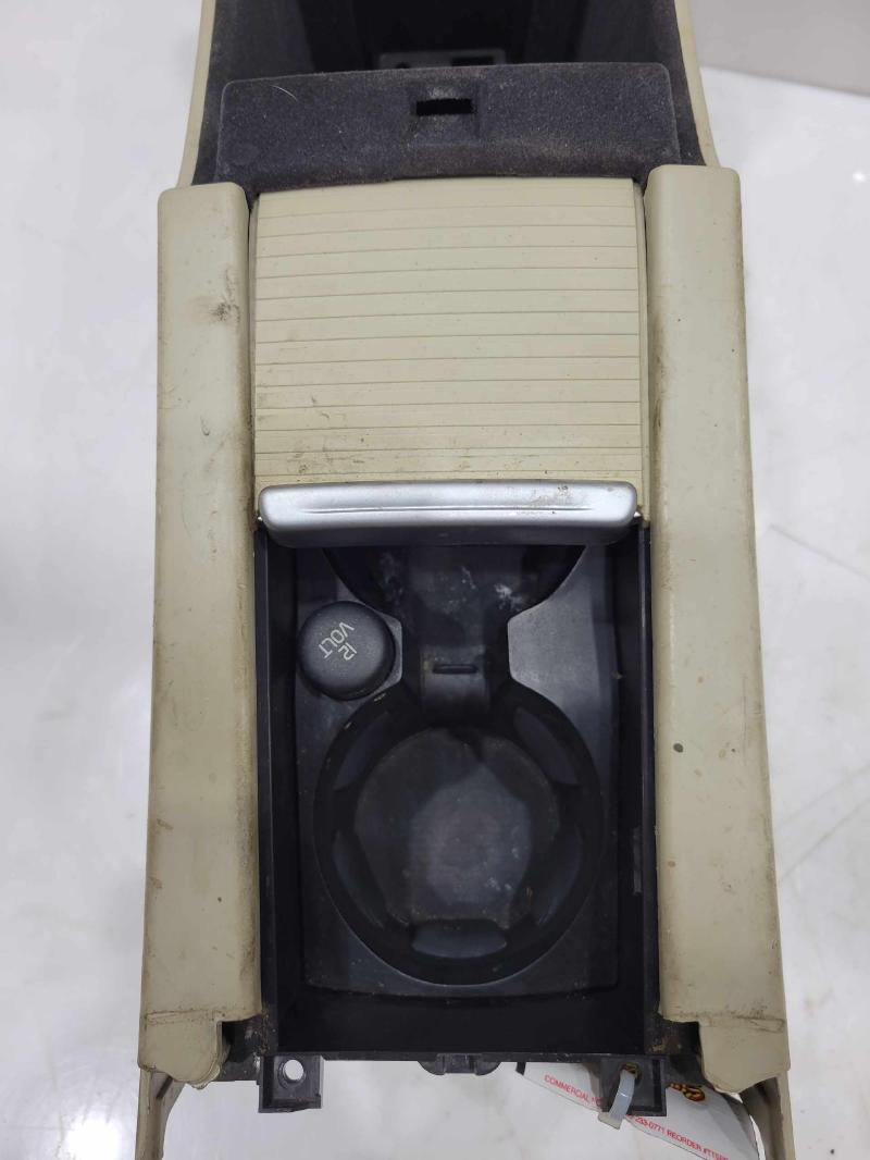 2010 - 2013 Volvo XC60 Center Console Assembly Tan Trim Code 46 OEM 12848289