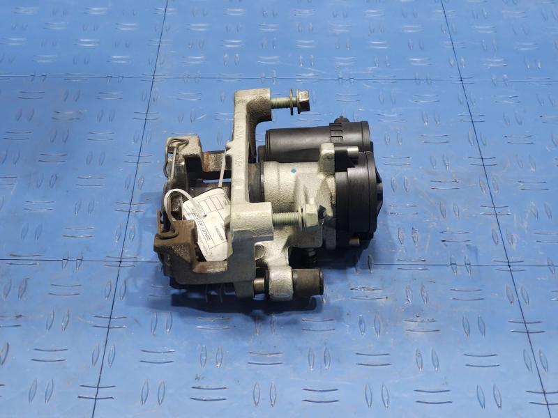 2020 Subaru Forester Caliper