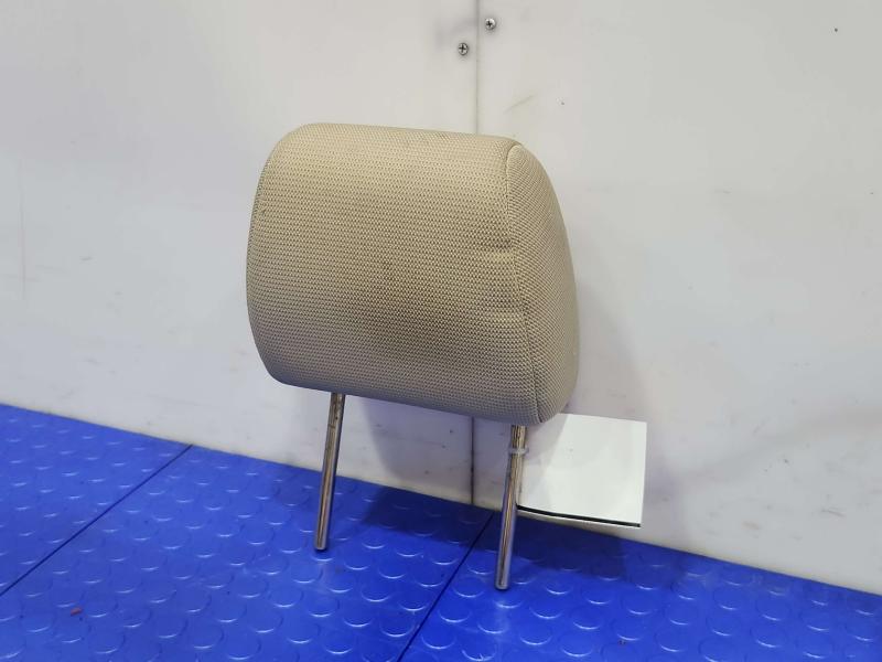 2010 Mazda Mazda3 Headrest