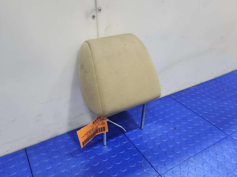 2010 Mazda Mazda3 Headrest