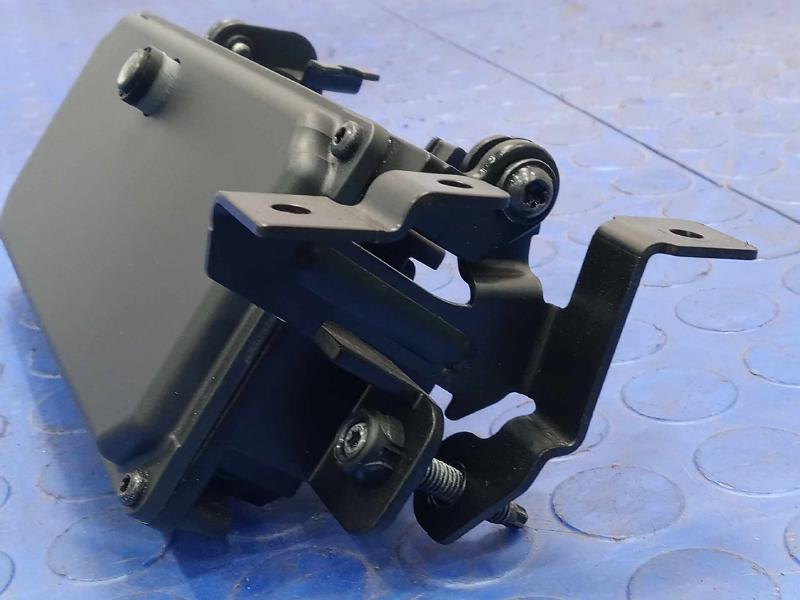 2016-2023 Volvo XC90 Windshield Mounted Lane Keep Assist Camera OEM 31471458
