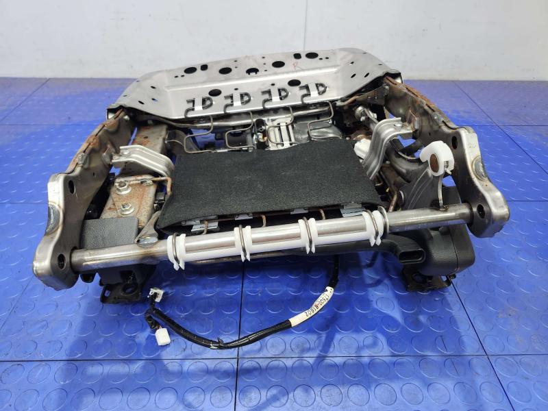 2013 Infiniti FX35 Seat Track