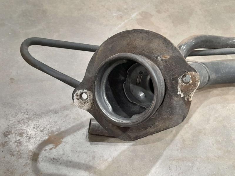 2006 Chevrolet Cobalt Fuel Filler Neck