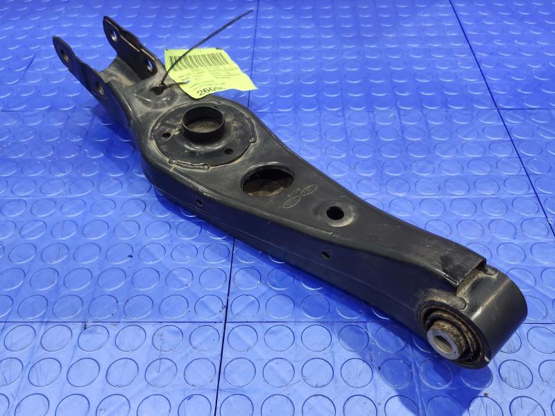 2017 Kia Sorento Lower Control Arm Rr