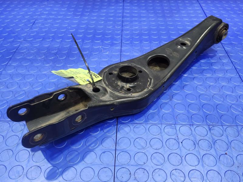 2017 Kia Sorento Lower Control Arm Rr
