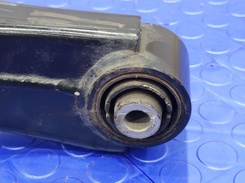2017 Kia Sorento Lower Control Arm Rr