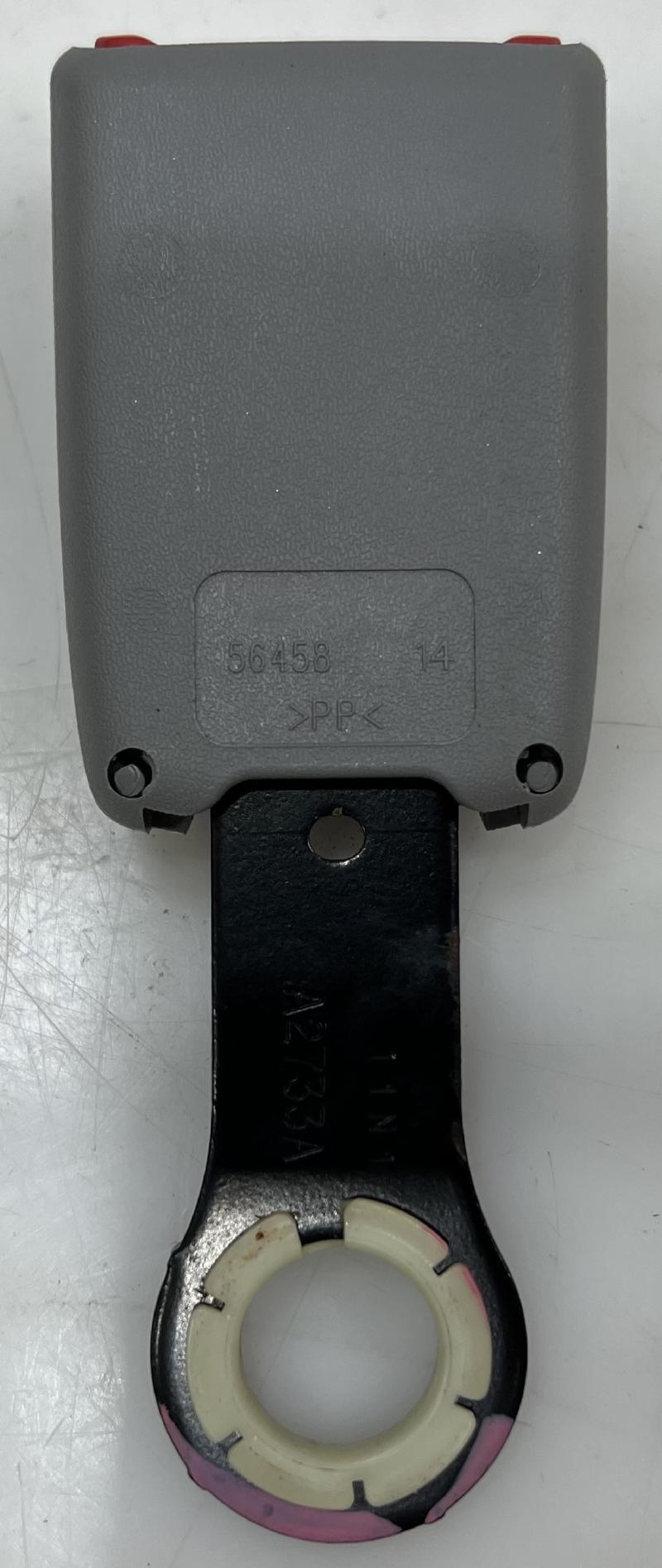2010 - 2013 Toyota Highlander 3rd Row Rear Seat Belt Buckle Left or Right Side Gray OEM ,RH