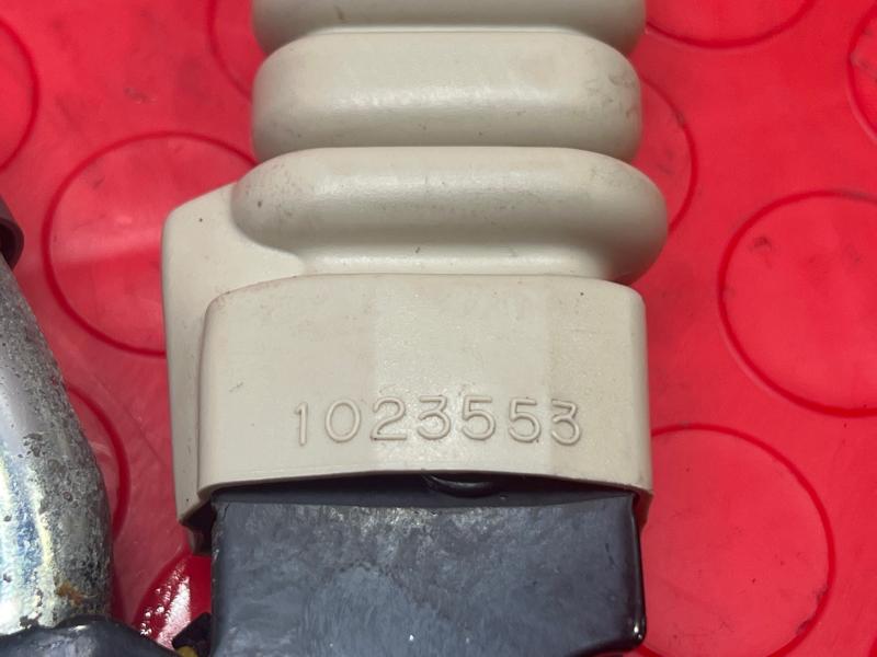 2011-2012 Infiniti QX56 Front Seat Belt Buckle LH Driver Side Tan OEM 868431LA0A