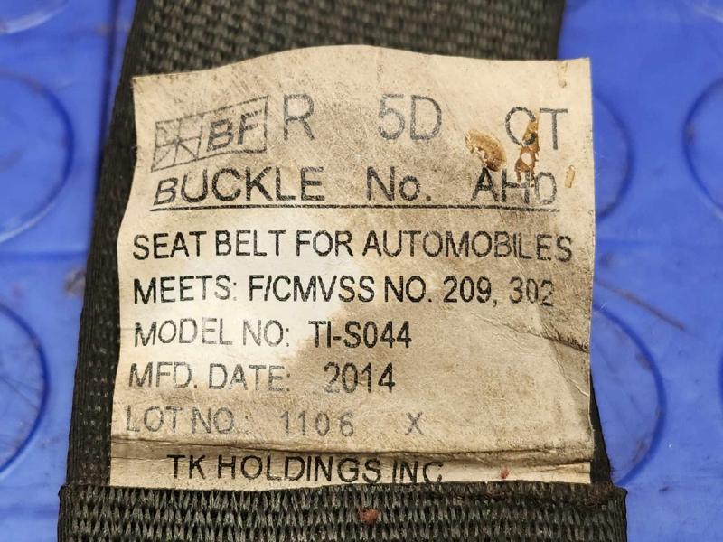 2015 Subaru Legacy Rear Seat Belt