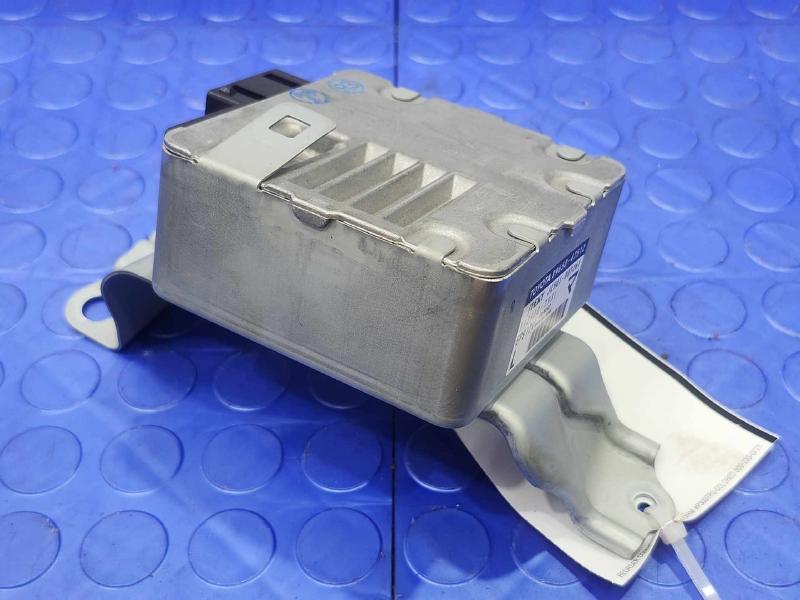 2014 Toyota Prius Chassis Brain Box