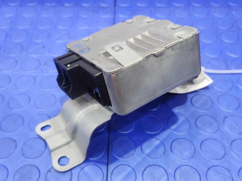 2014 Toyota Prius Chassis Brain Box