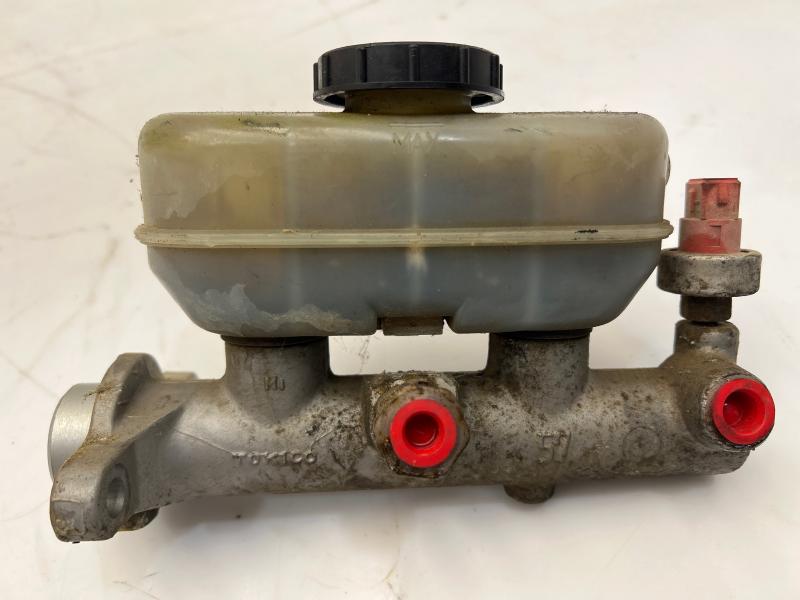 1997 - 1999 Ford F150 Brake Master Cylinder w/ Cruise Opt OEM F75Z2140NC