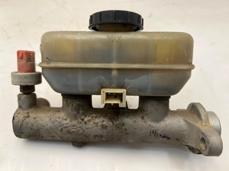 1997 - 1999 Ford F150 Brake Master Cylinder w/ Cruise Opt OEM F75Z2140NC