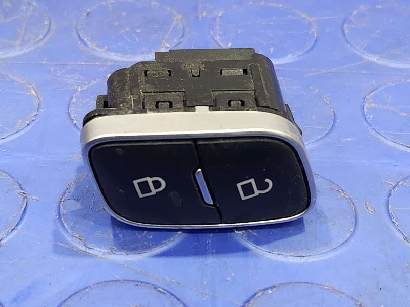 2017 Ford Focus Door Switch Front