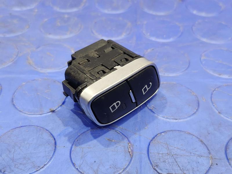2017 Ford Focus Door Switch Front