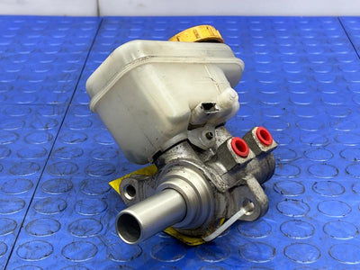 2016 Subaru Forester Master Cylinder