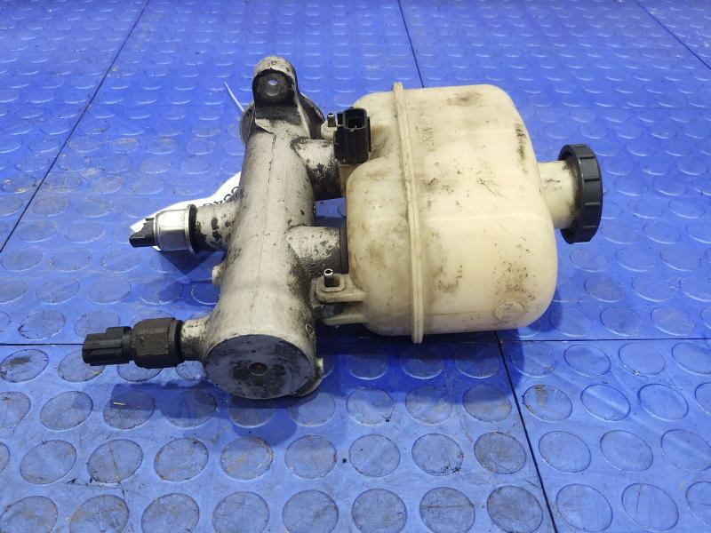 2008 Ford F-250 Super Duty Master Cylinder