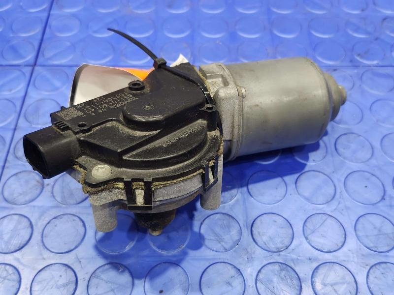 2010 Toyota Prius Wiper Motor Front