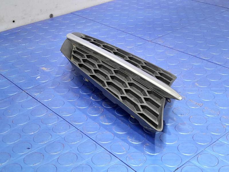 2014 Toyota RAV4 Grille