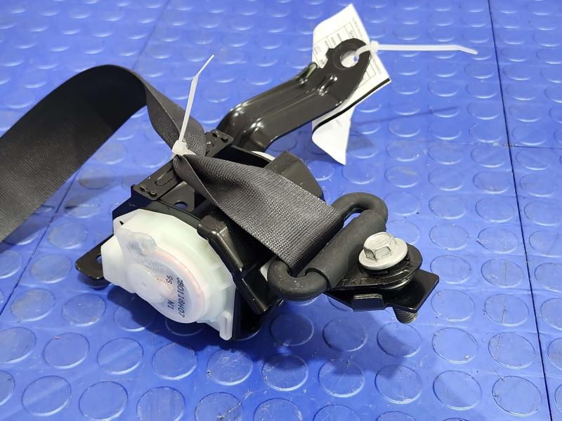 2008 Honda Fit Rear Seat Belt
