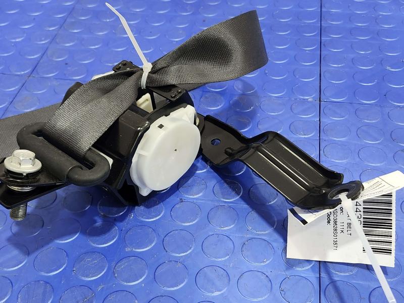 2008 Honda Fit Rear Seat Belt