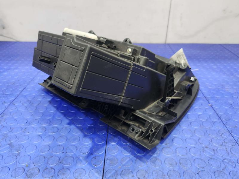 2018 Nissan Maxima Glove Box