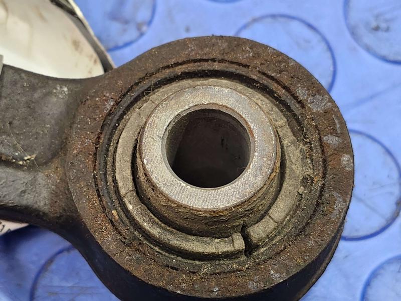 2016 Kia Sedona Lower Control Arm Rr
